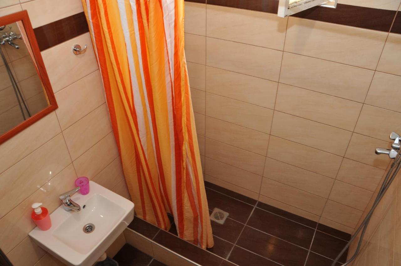 Guesthouse Bloutsos Rooms Kastrákion Eksteriør billede